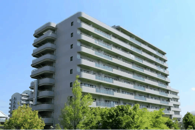 為什么在日本窮人住別墅，富人住公寓？