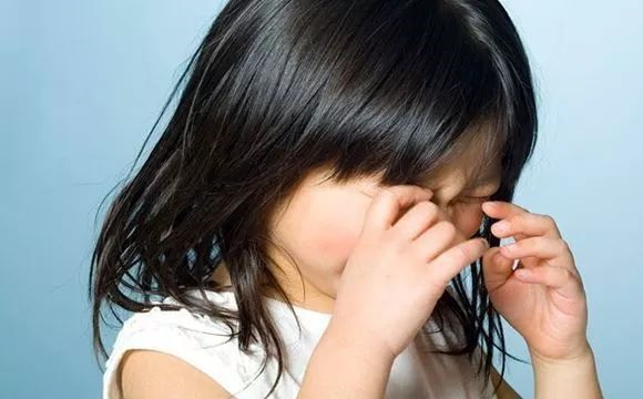 和孩子“發(fā)脾氣”是最笨的教育方式！這幾點(diǎn)教你如何教育孩子？