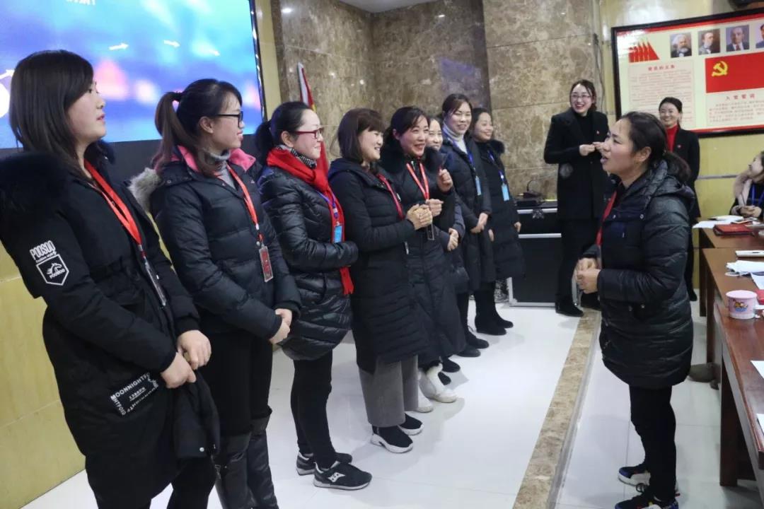 2019年，我們還在做房產(chǎn)中介，買房、賣房請放心找我們！