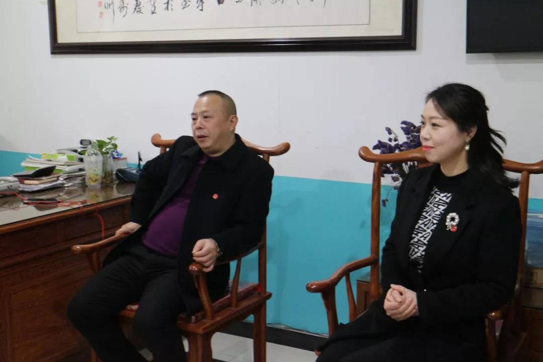 熱烈歡迎市教委交叉檢查組及區(qū)教委領(lǐng)導(dǎo)蒞臨百年教育指導(dǎo)工作！