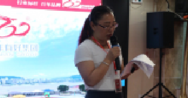 百年人“擁抱藍(lán)海，勇冠雙增”用奮斗書寫繽紛